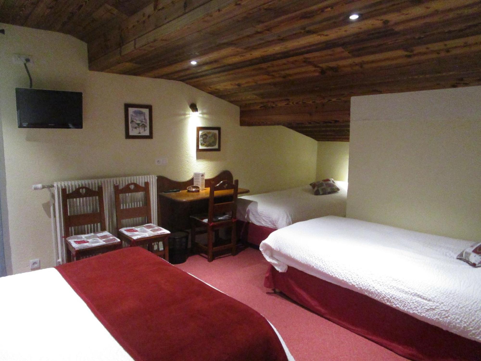 Auberge De La Dranse Châtel Exterior foto